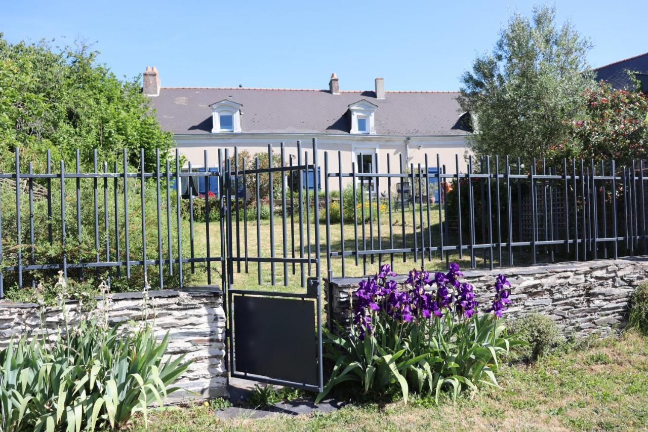 La Petite Boire - Chambres D'Hotes Pres D'Angers Murs-Erigne Bagian luar foto