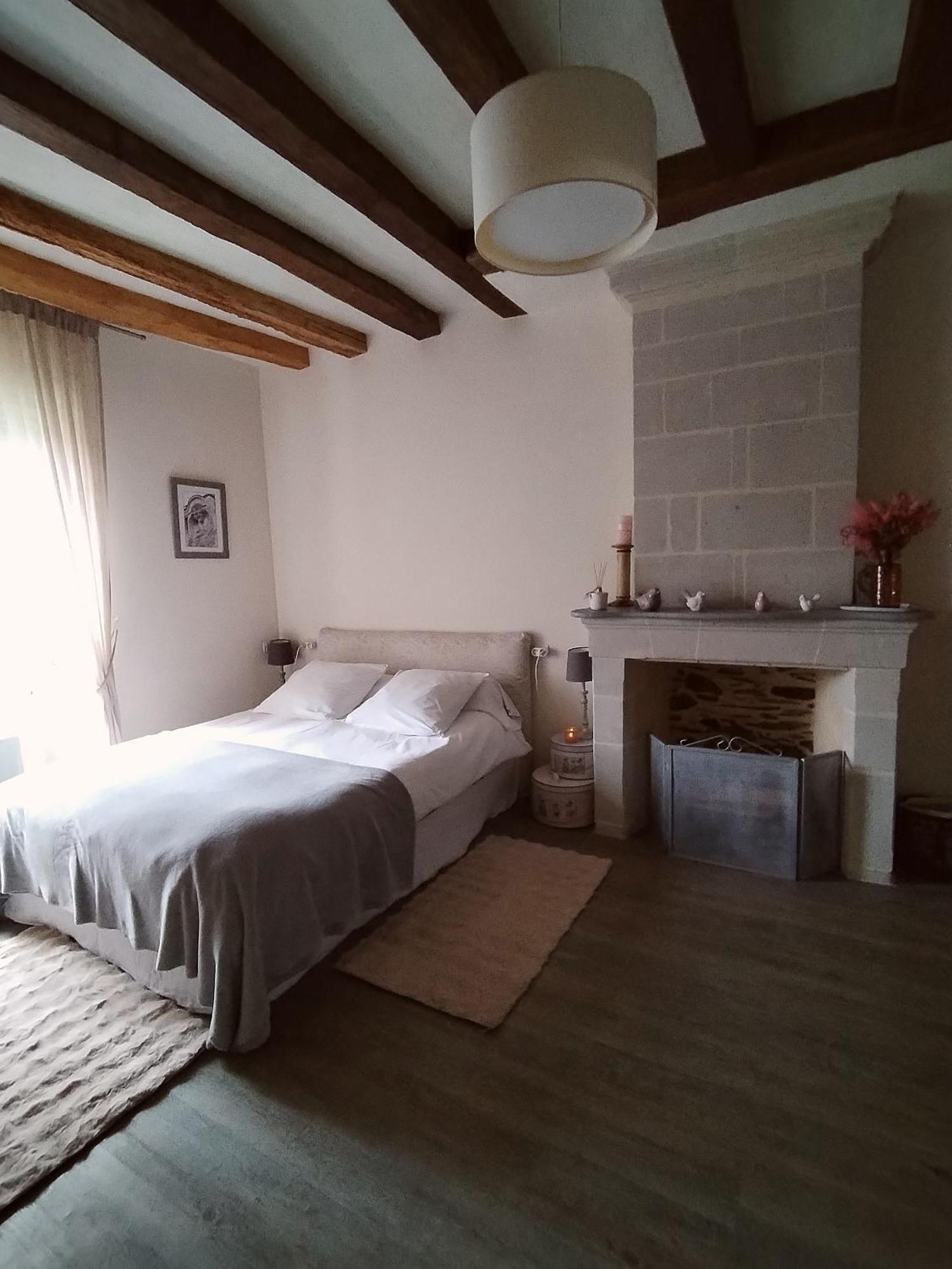 La Petite Boire - Chambres D'Hotes Pres D'Angers Murs-Erigne Ruang foto